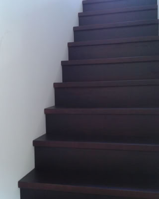 Dřevěné obložení betonových schodišť 02